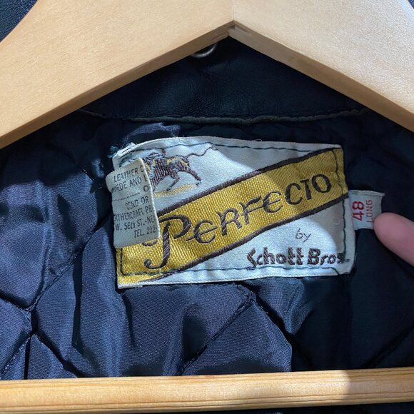 Schott Perfecto Vintage Leather Jacket - Picture 3 of 6